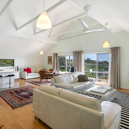 The Farm Willunga Bed & Breakfast Bagian luar foto