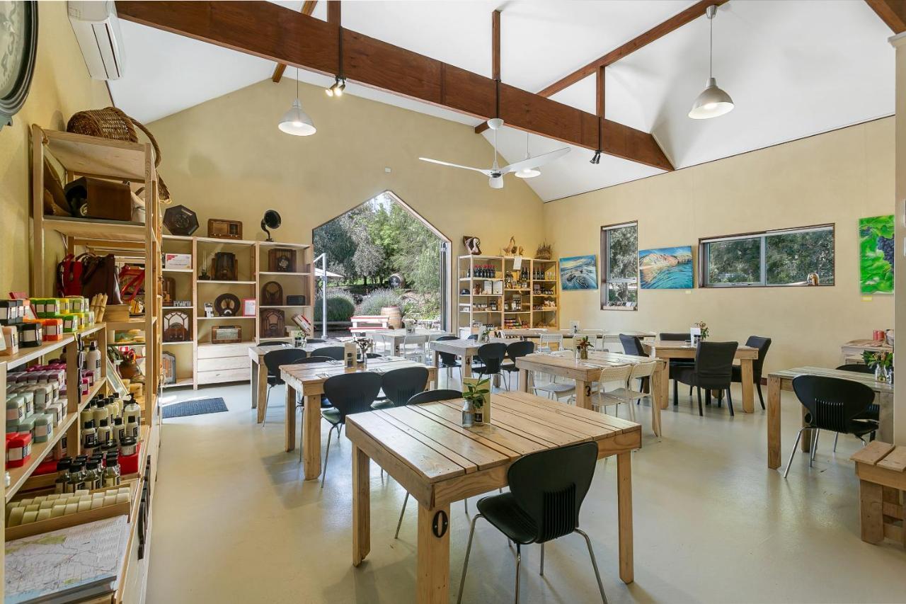 The Farm Willunga Bed & Breakfast Bagian luar foto