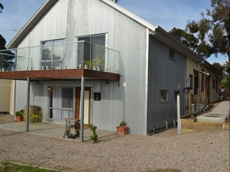 The Farm Willunga Bed & Breakfast Bagian luar foto